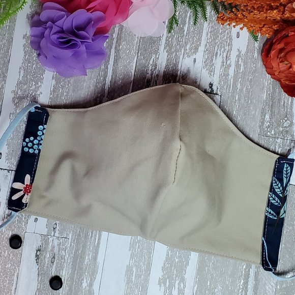 Mask - Picture 2 of 6